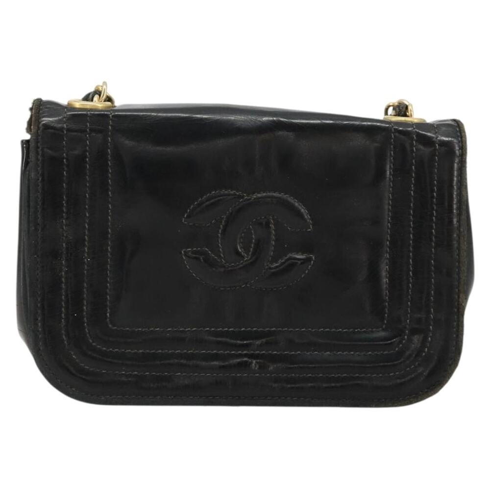 Chanel Patent Leather CC Logo Chain Shoulder Bag Black